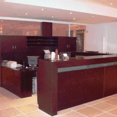 Thalassa מלון 3*