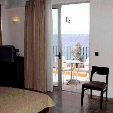 Thalassa 3* Loutra Aidhipsou